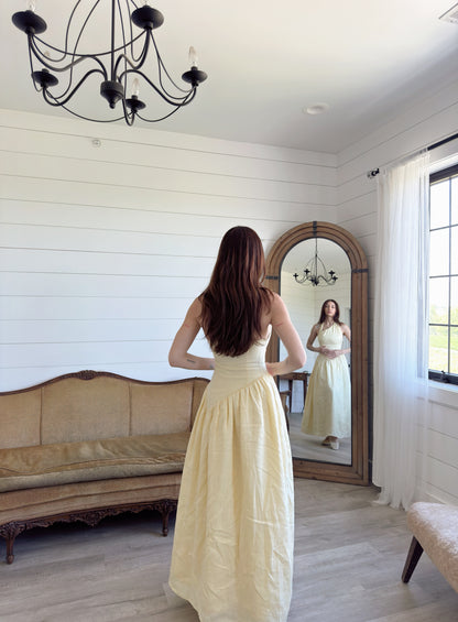 monty butter linen midi dress itsrachelwaddell on LTK